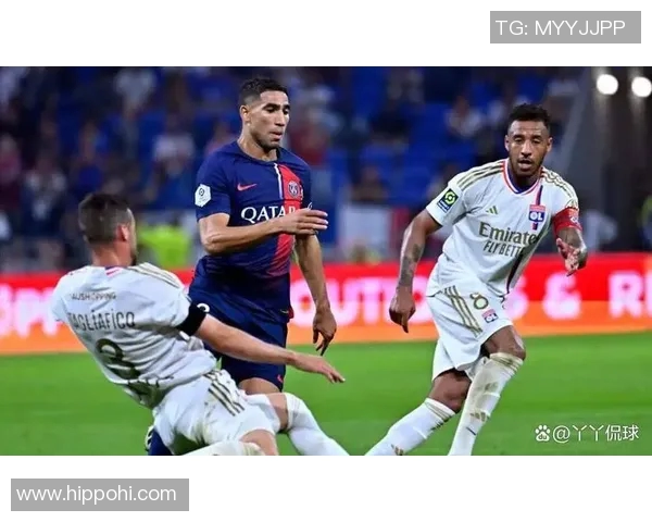 波尔多主场迎战里昂争夺法甲关键三分的激烈对决