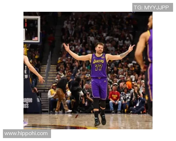 湖人对掘金精彩赛事回放全程回顾与分析让你重温比赛瞬间