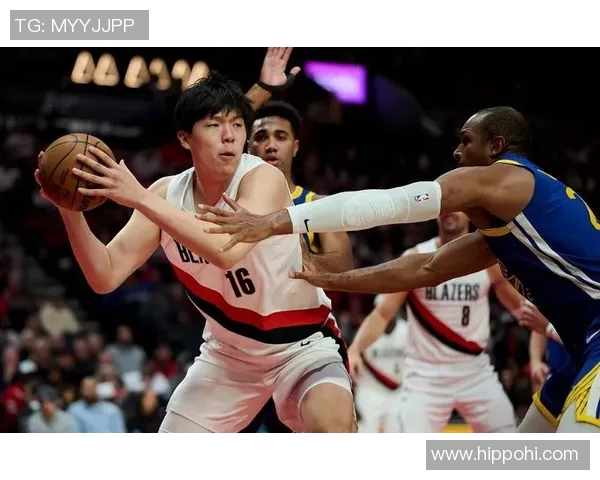 勇士与开拓者激战四月二十日谁能在季后赛中占得先机